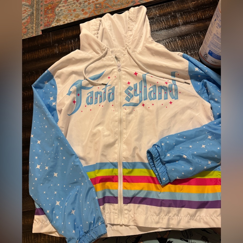 Disney Parks Fantasyland Windbreaker Jacket size Medium